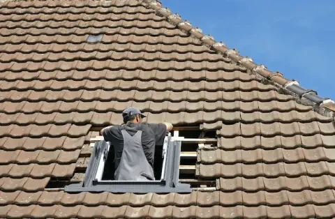 Pose de velux - Cussy-en-Morvan
